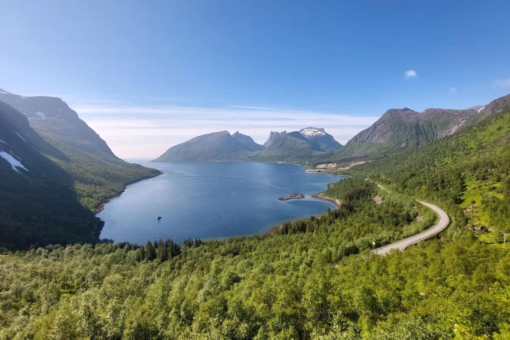 Сasa de vacaciones Segla View House Mefjordvær